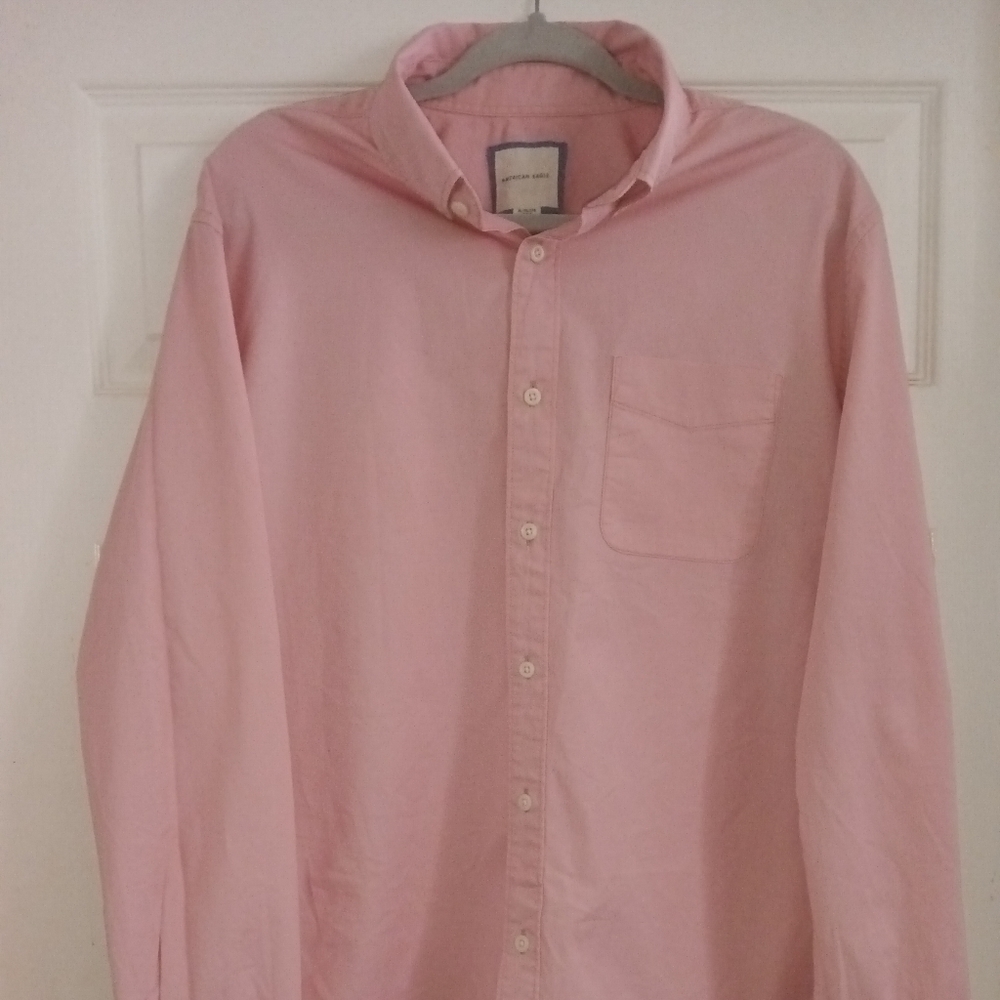 American eagle long sleeve button down shirt